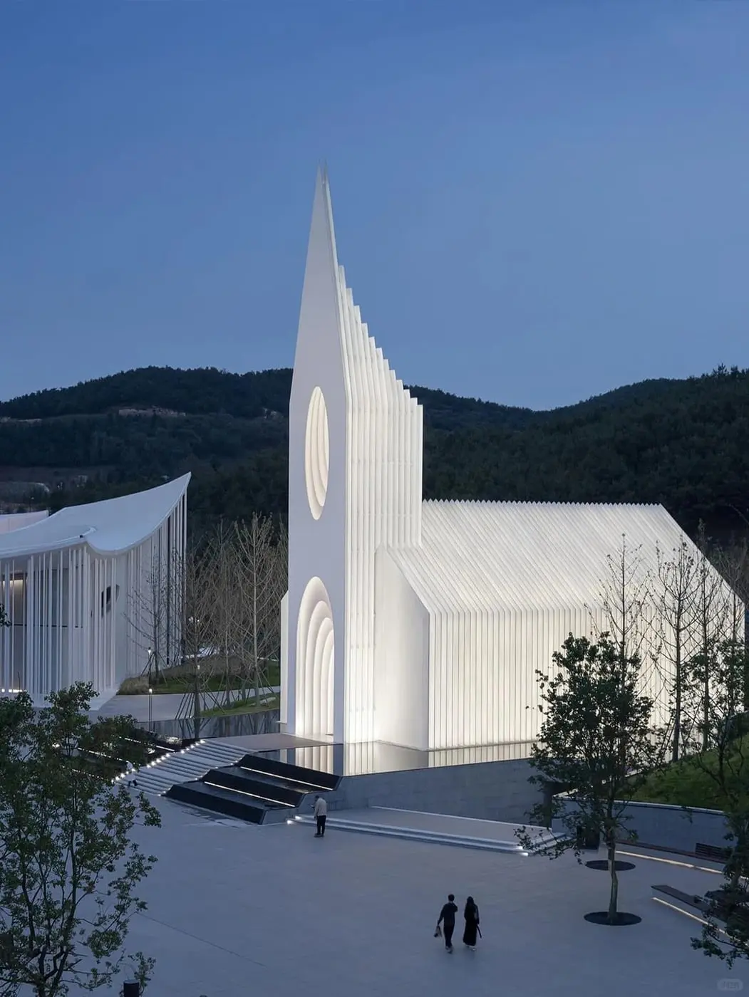 Laoshan scenic extension for a Qingdao and Laoshan route