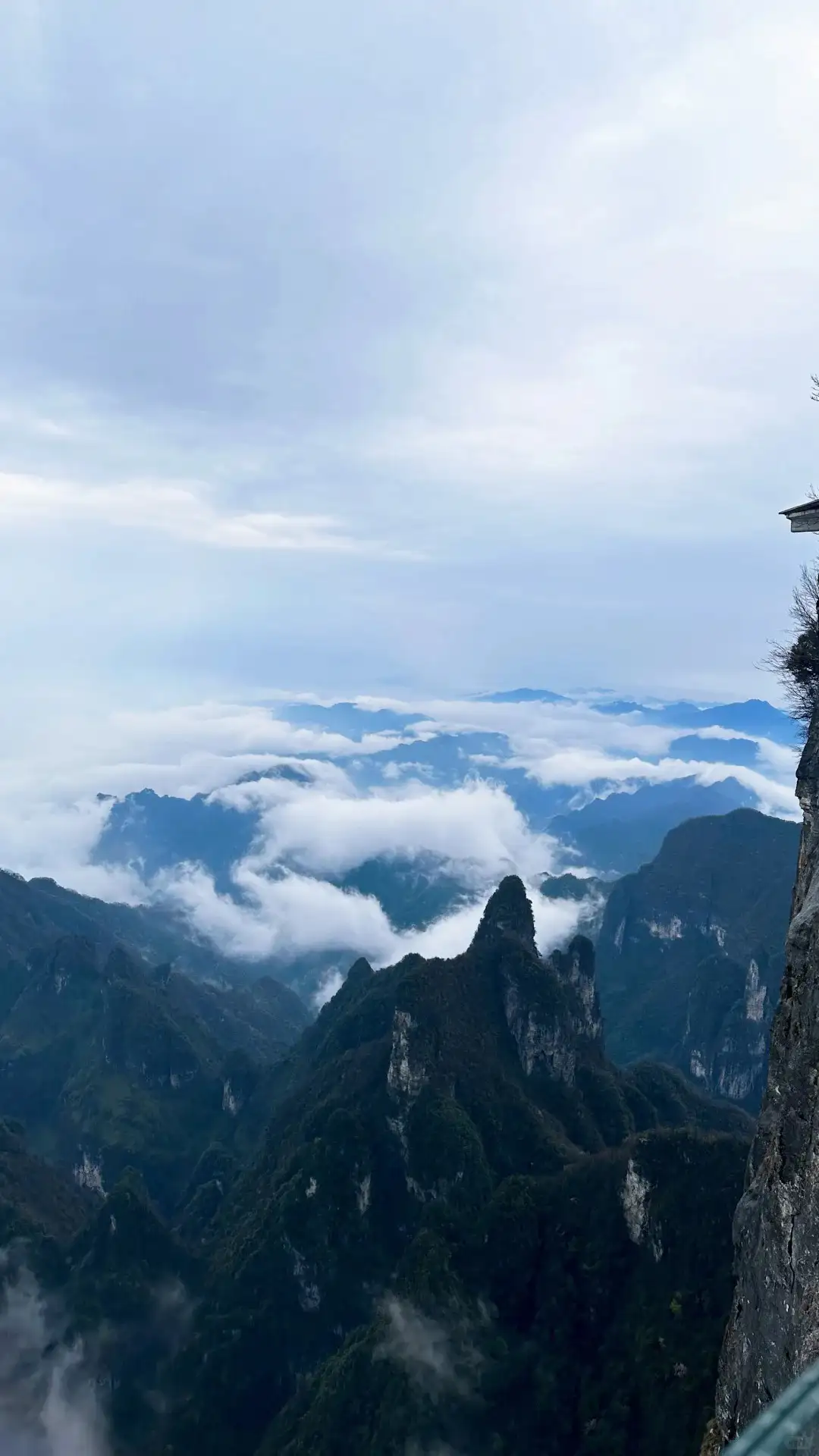 Glass bridge in Zhangjiajie